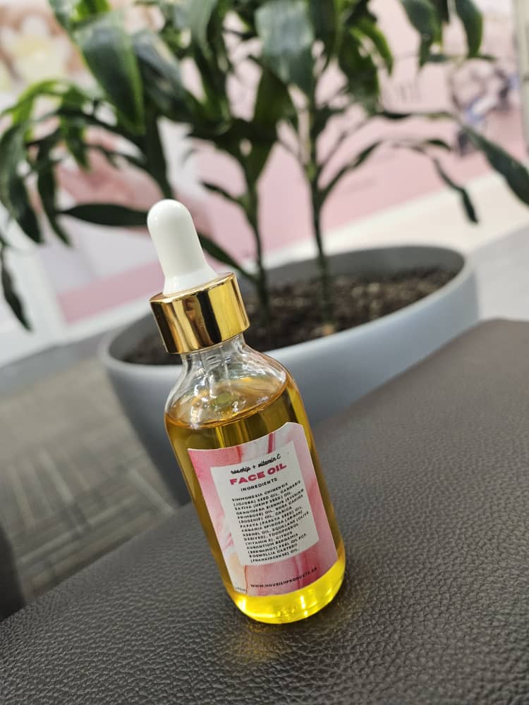FaceOil - Rosehip & VitaminC image 1